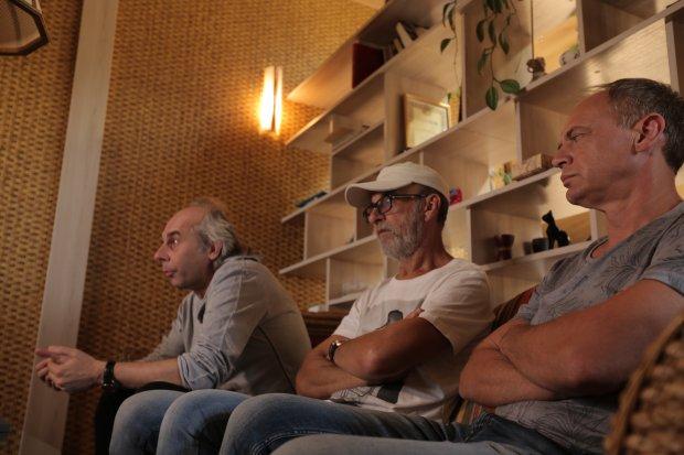 Музыканты ответили на вопрос, стоит наказывать артистов, гастролируют в России